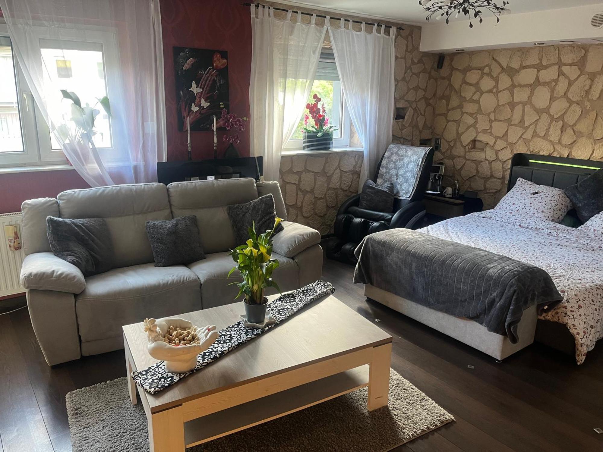 Gaestezimmer In Ratingen Bei Duesseldorf Mit Einem Hauch Luxus Exterior photo